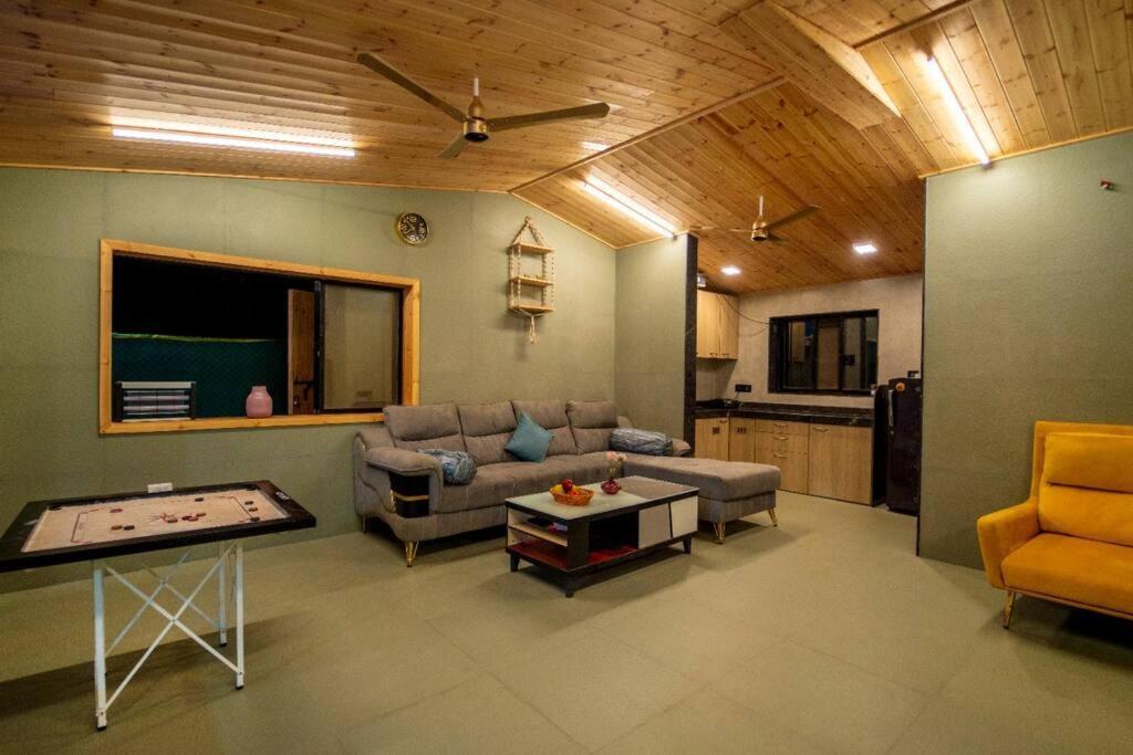 Spicy Mango Lakeside Abode - Luxurious Villa In Pawana Lonavala Exteriör bild