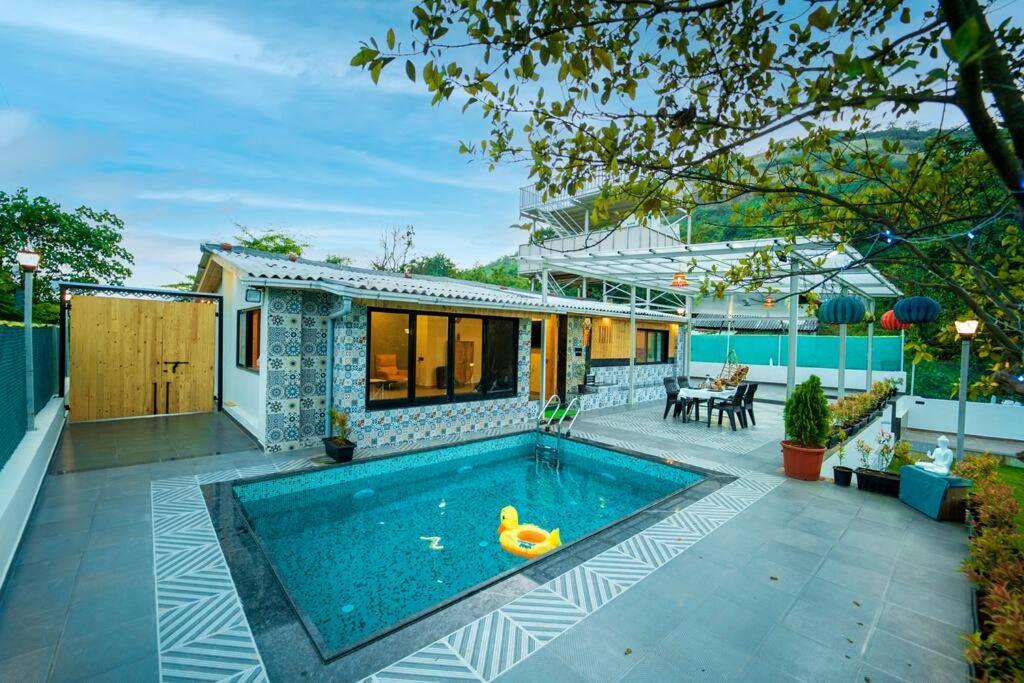 Spicy Mango Lakeside Abode - Luxurious Villa In Pawana Lonavala Exteriör bild