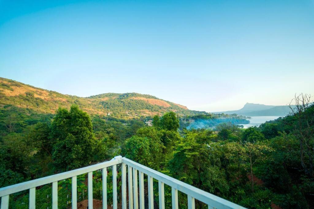 Spicy Mango Lakeside Abode - Luxurious Villa In Pawana Lonavala Exteriör bild